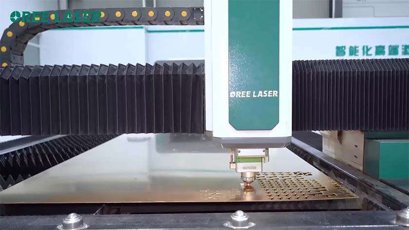 ¿Cuáles son los factores que afectan la calidad de procesamiento de las máquinas de corte por láser?
